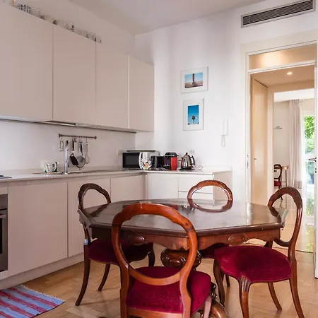 Youhosty - Benedetto Marcello 22 Apartment Milan