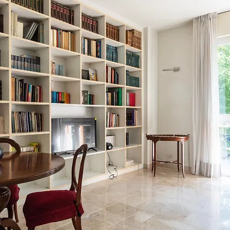 Youhosty - Benedetto Marcello 22 Apartamento *